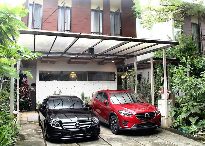 Treevilla 3 Bedroom Home With Private Pool In Jagakarsa South Jakarta